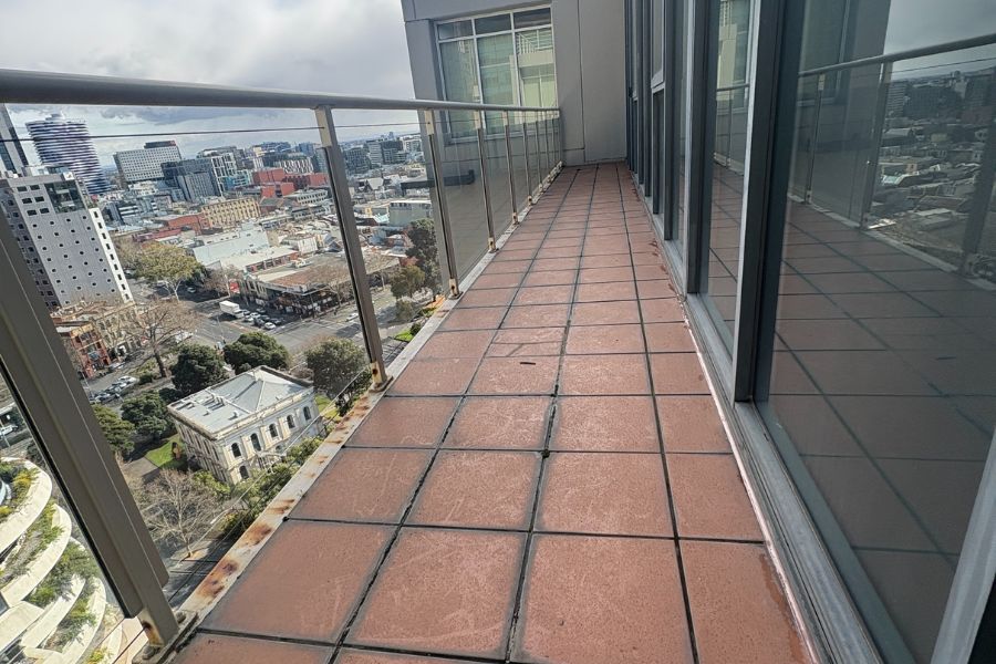 Melbourne CBD Balcony Caulking Repairs