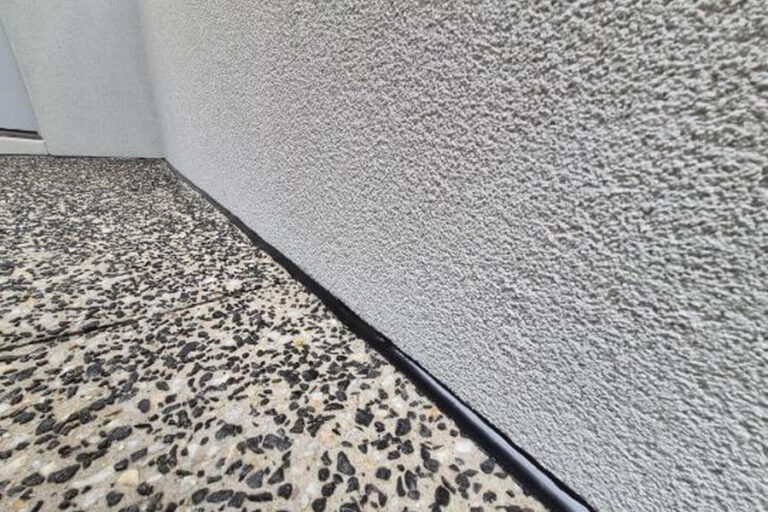 Professional Caulking Services in Hawthorn